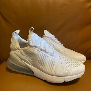 Nike Air Max 270 Sneakers